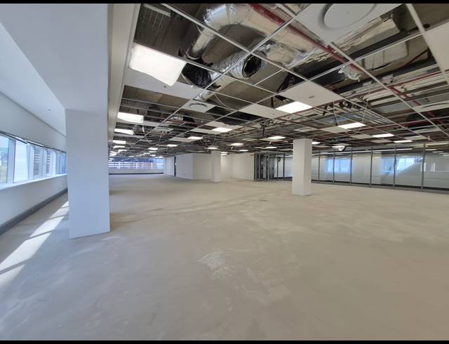 655M² OFFICE TO LET IN SANDTON CENTRAL
